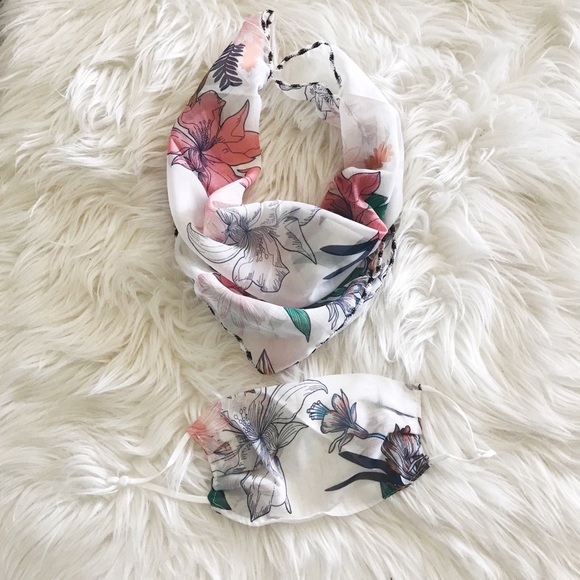 Face mask and scarf set - Picture 2 of 7